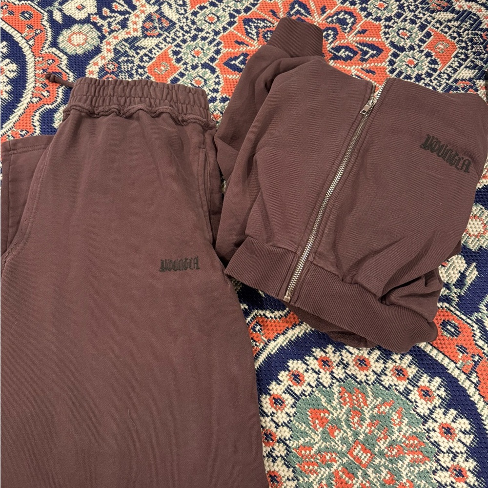 YoungLA Chocolate Set